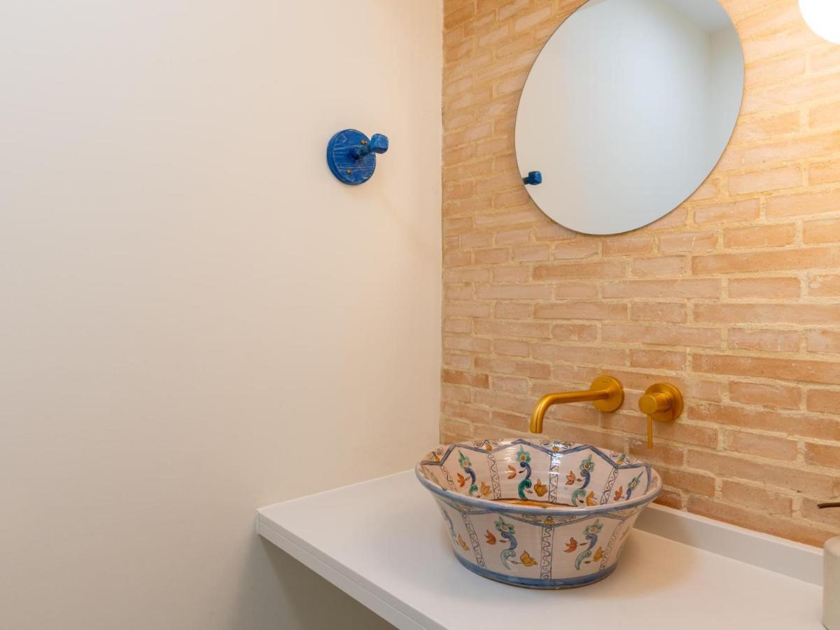 Holi-Rent Penthouse Penuelas Sevilla Exterior foto